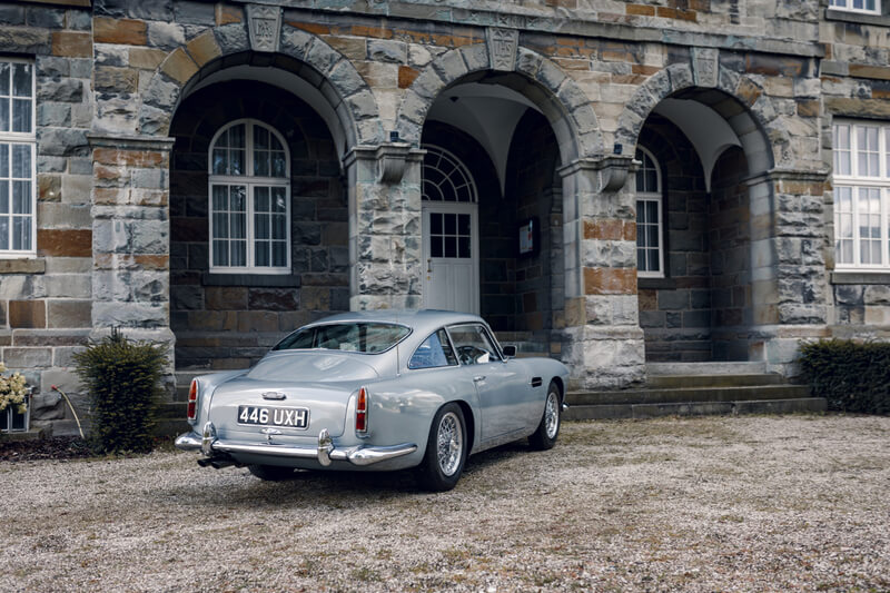 BVAuctions Aston Martin DB4