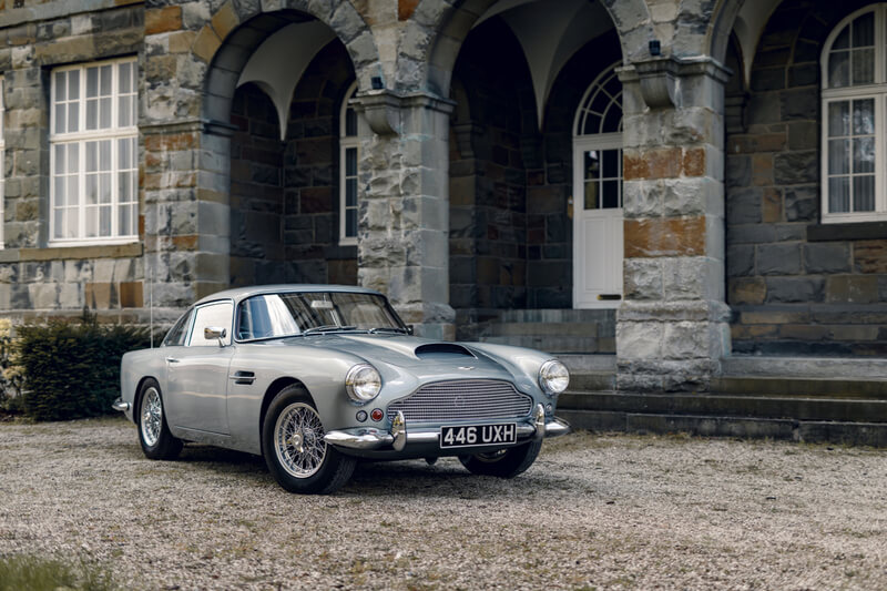 BVAuctions Aston Martin DB4