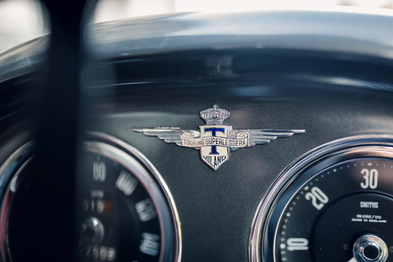 BVAuctions Aston Martin DB4