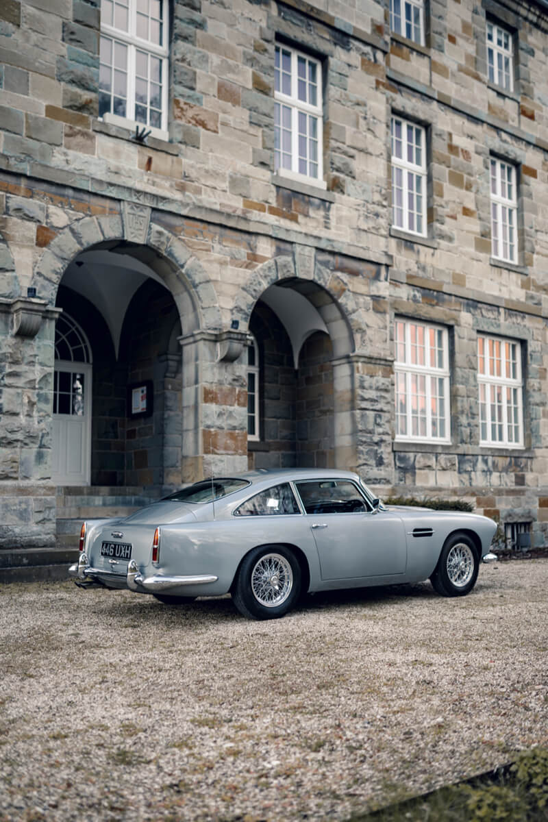 BVAuctions Aston Martin DB4