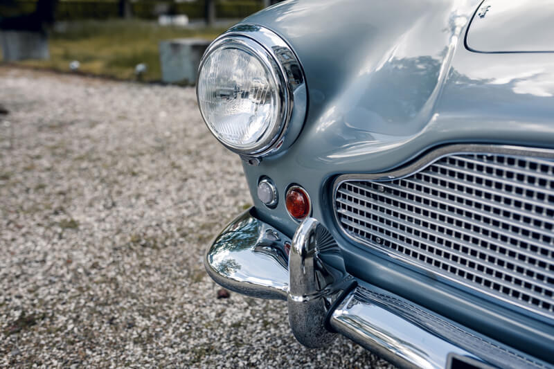 BVAuctions Aston Martin DB4