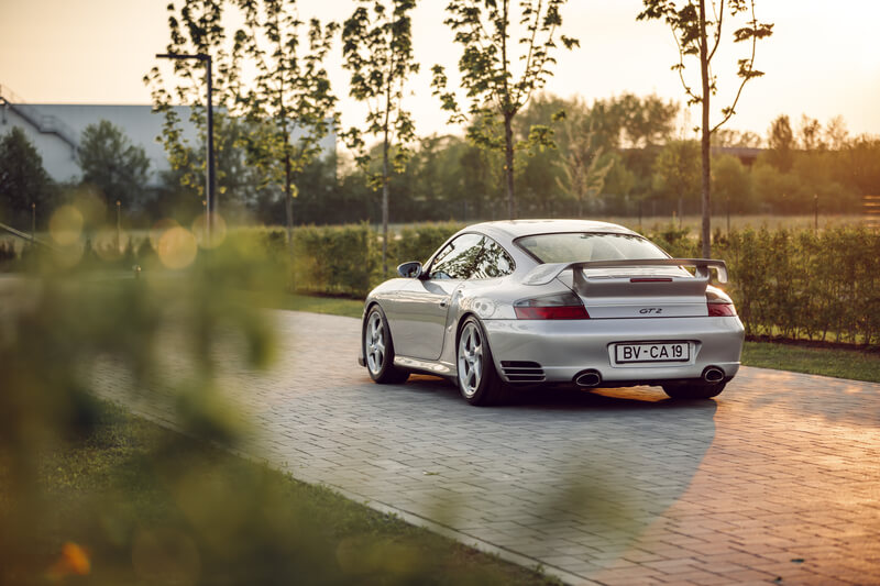 BVAuctions Porsche 911 GT2 (996)