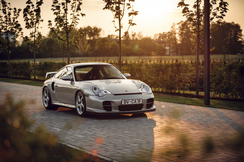 BVAuctions Porsche 911 GT2 (996)