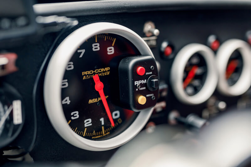 BVAuctions Aston Martin DB2/4