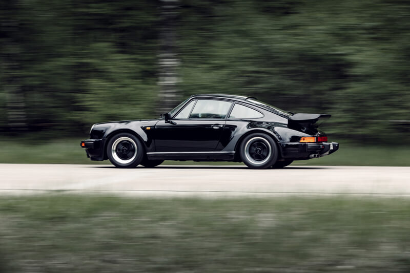 BVAuctions Porsche 911 Turbo 3.3 (930)