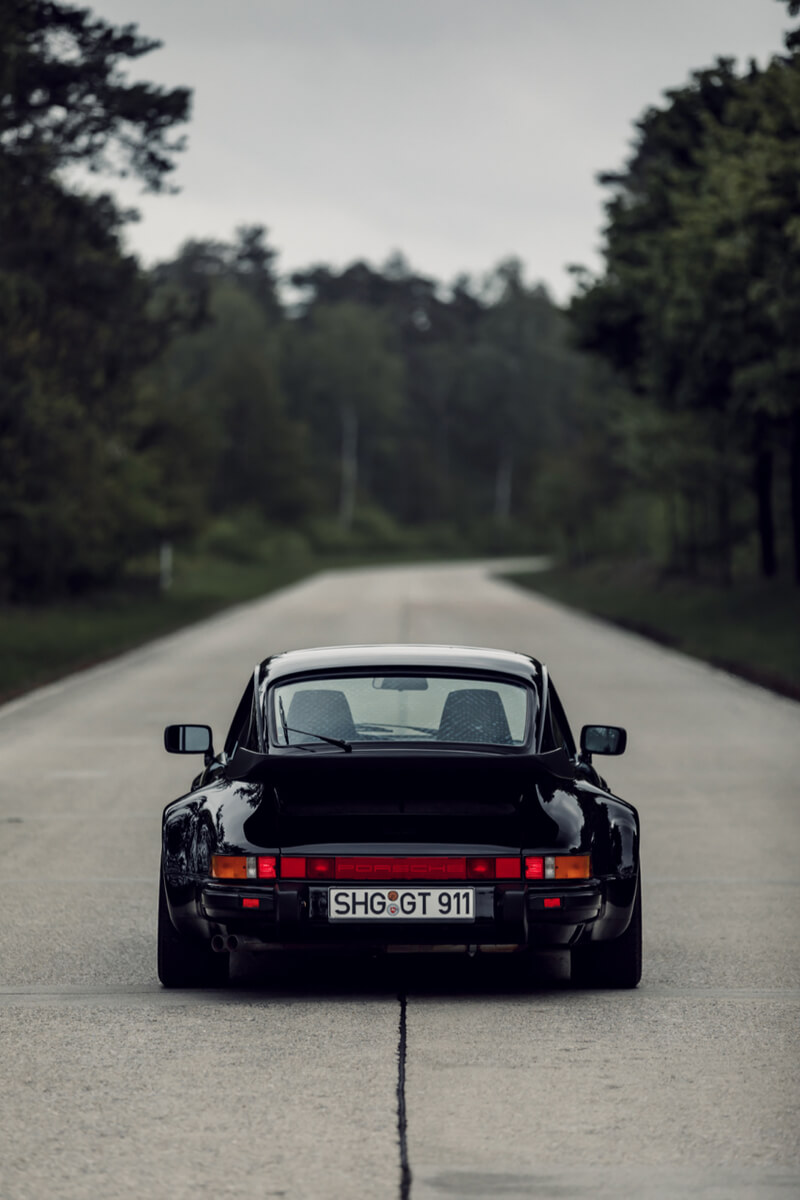 BVAuctions Porsche 911 Turbo 3.3 (930)